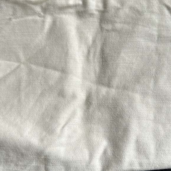 St. John’s Bay Women’s Skinny Jeans 6 Petite NWT Color: Off White - Picture 4 of 4